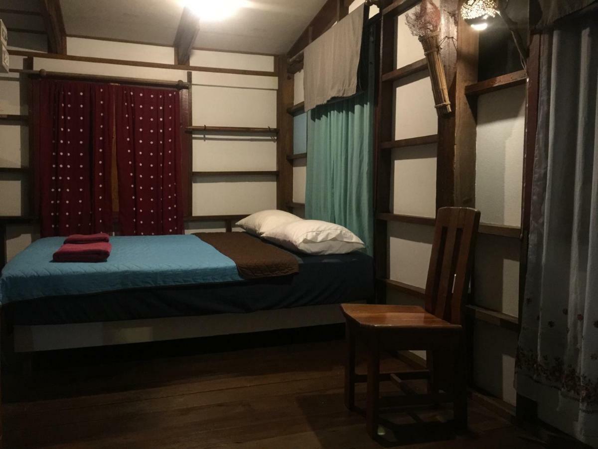 Gumm Lonely Club Homestay Ko Kut