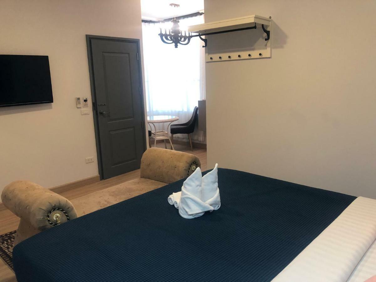 La Riva Boutique 4*