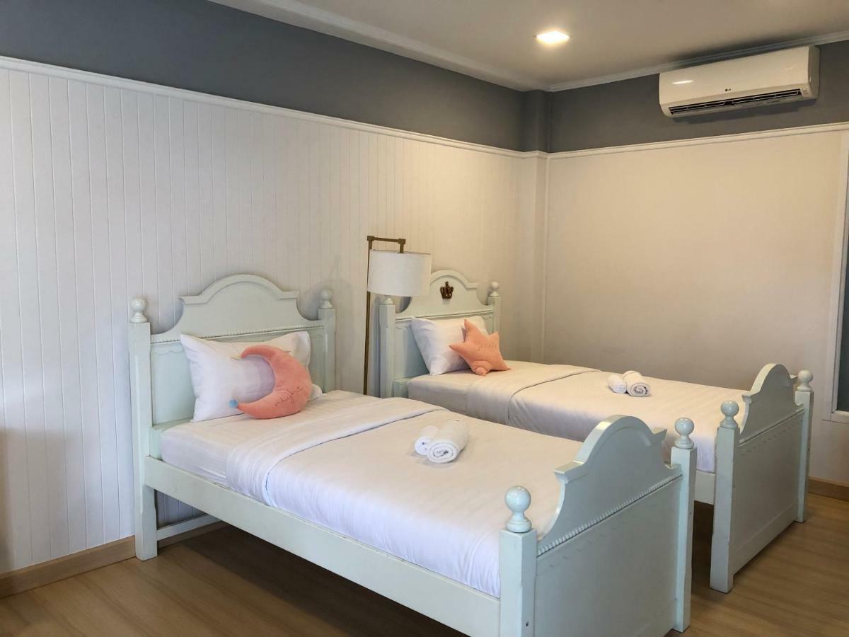 La Riva Boutique Kamphaeng Phet