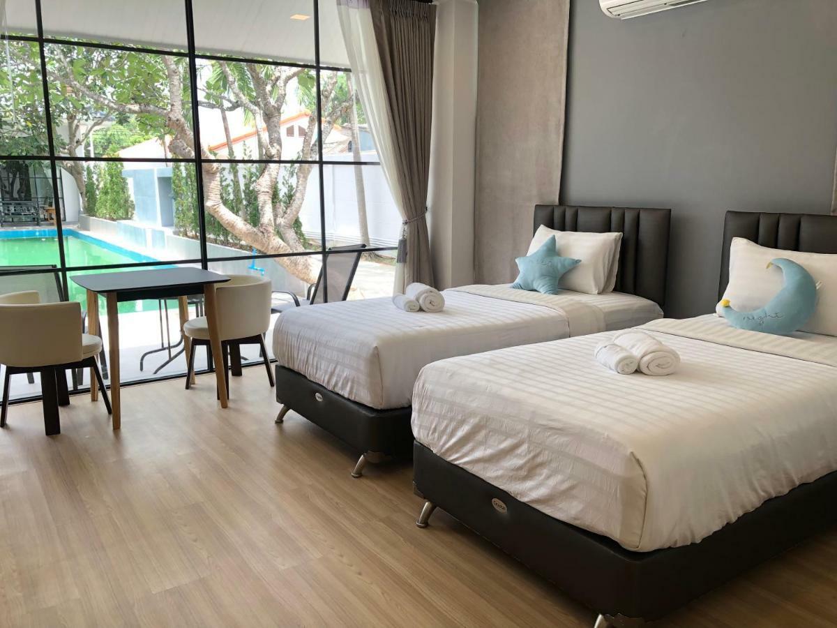 La Riva Boutique 4*