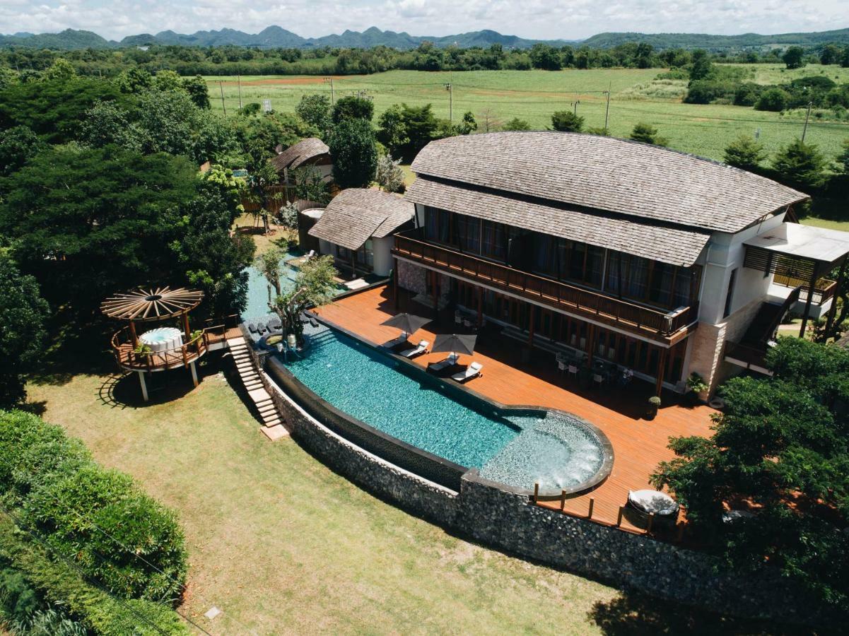 Resort Boribot Pool