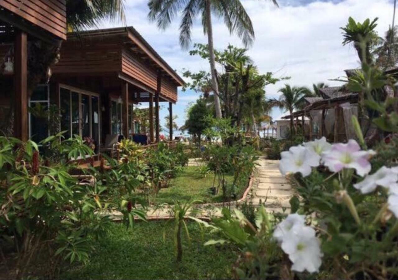 Resort Mook Montra Sea Front