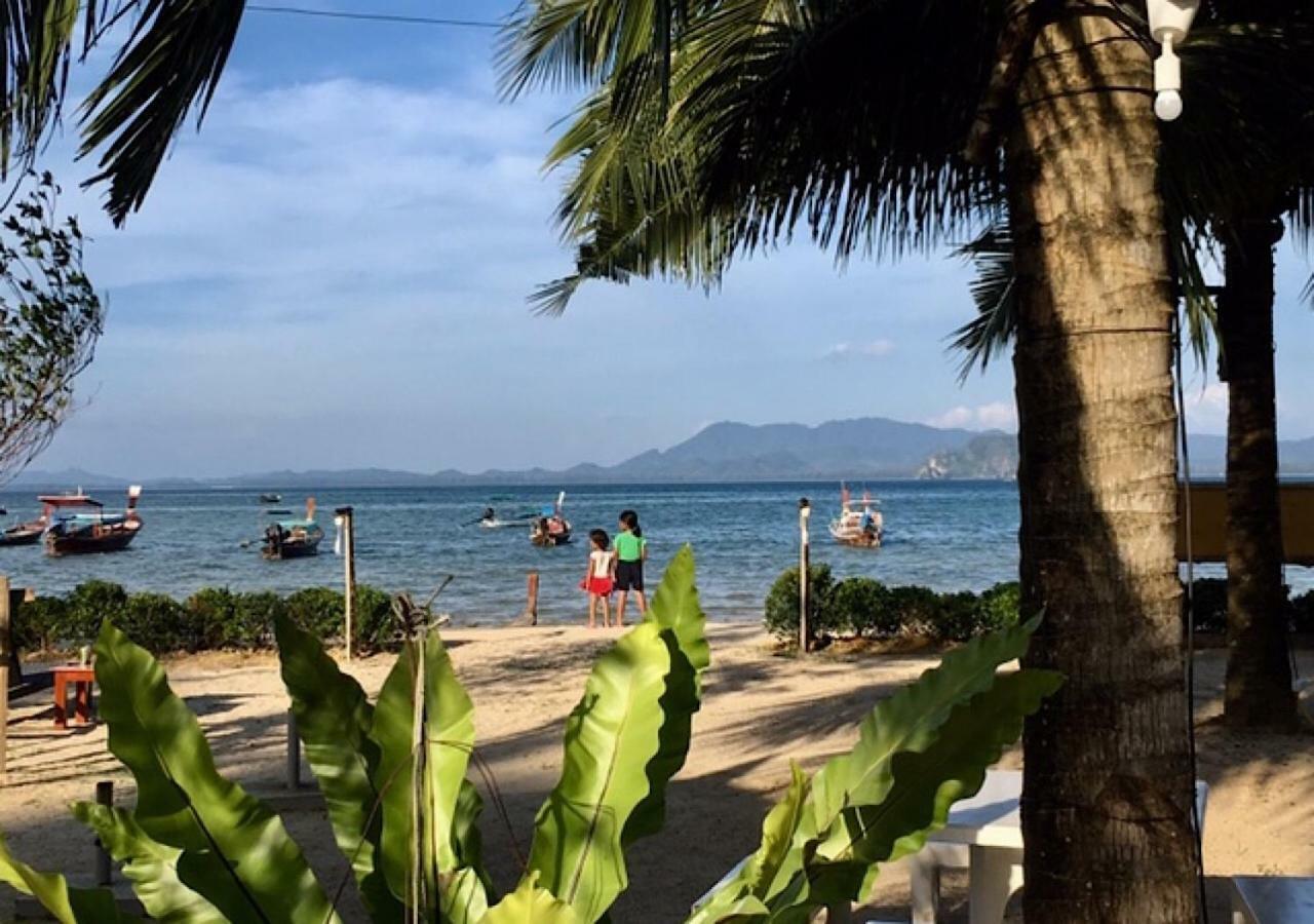 Mook Montra Sea Front * Koh Mook