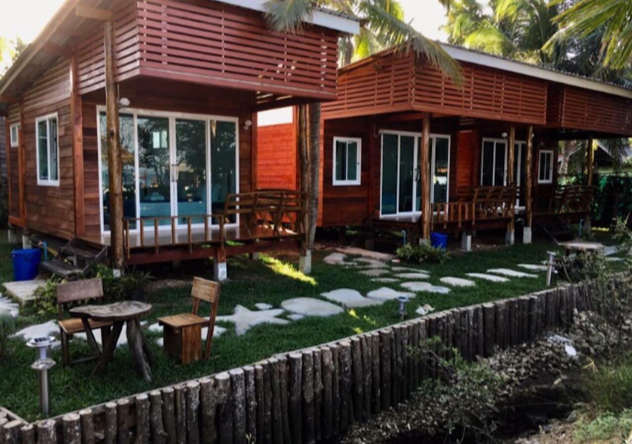 Resort Mook Montra Sea Front