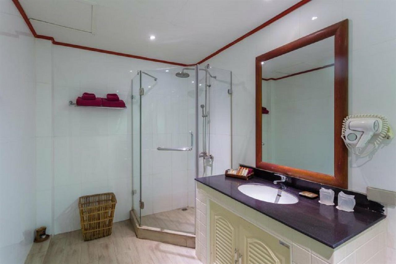 Phi Phi Erawan Palms Hotel
