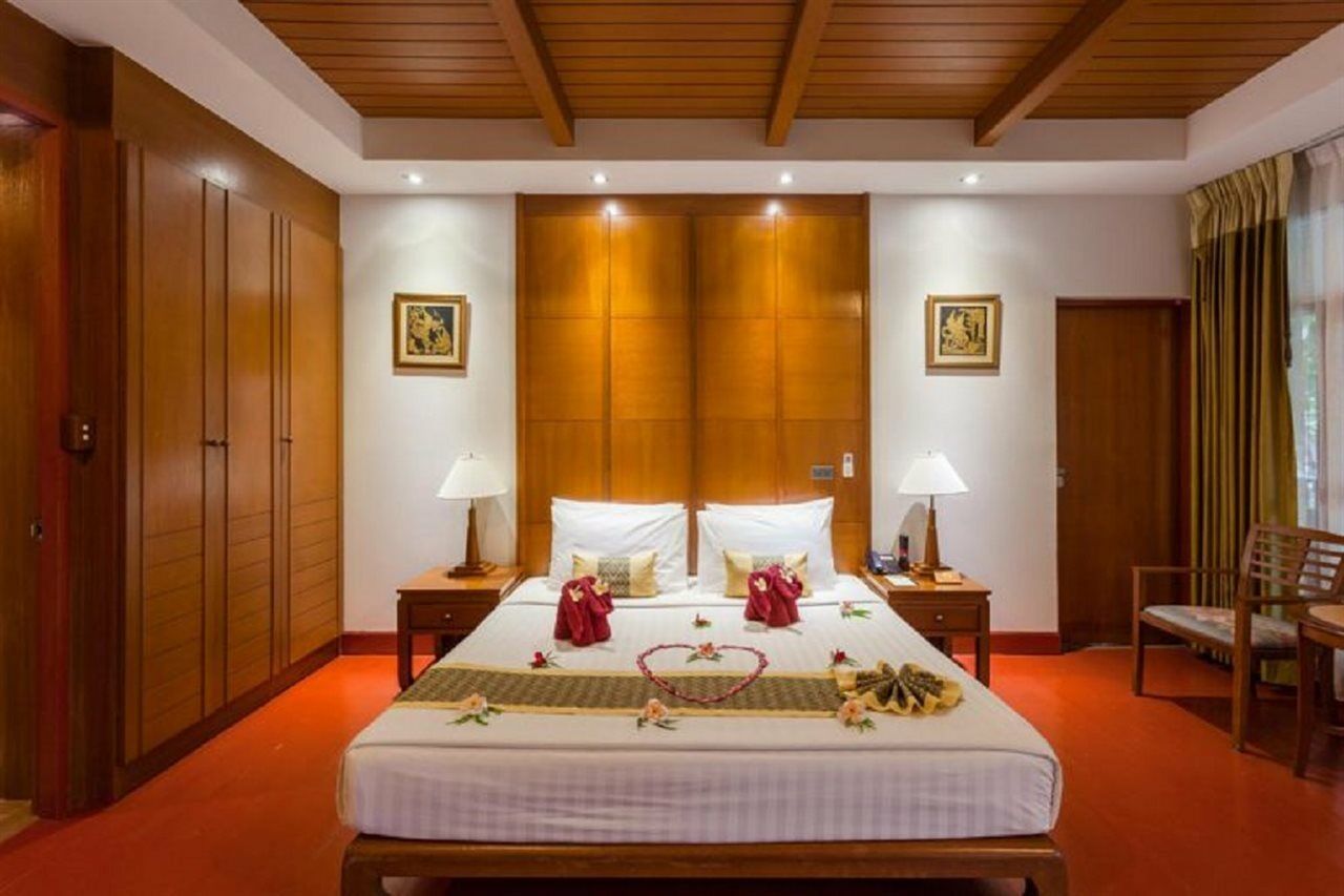 Phi Phi Erawan Palms Hotel 3*
