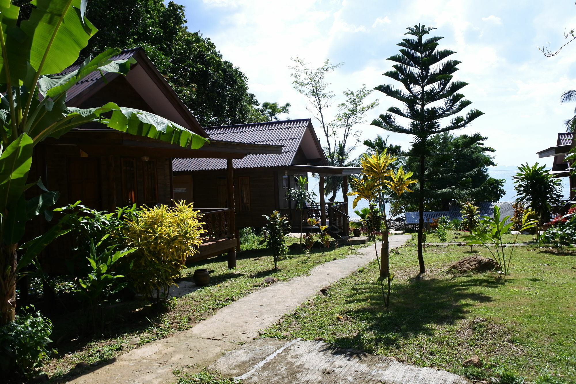 Lodge Coral Bay