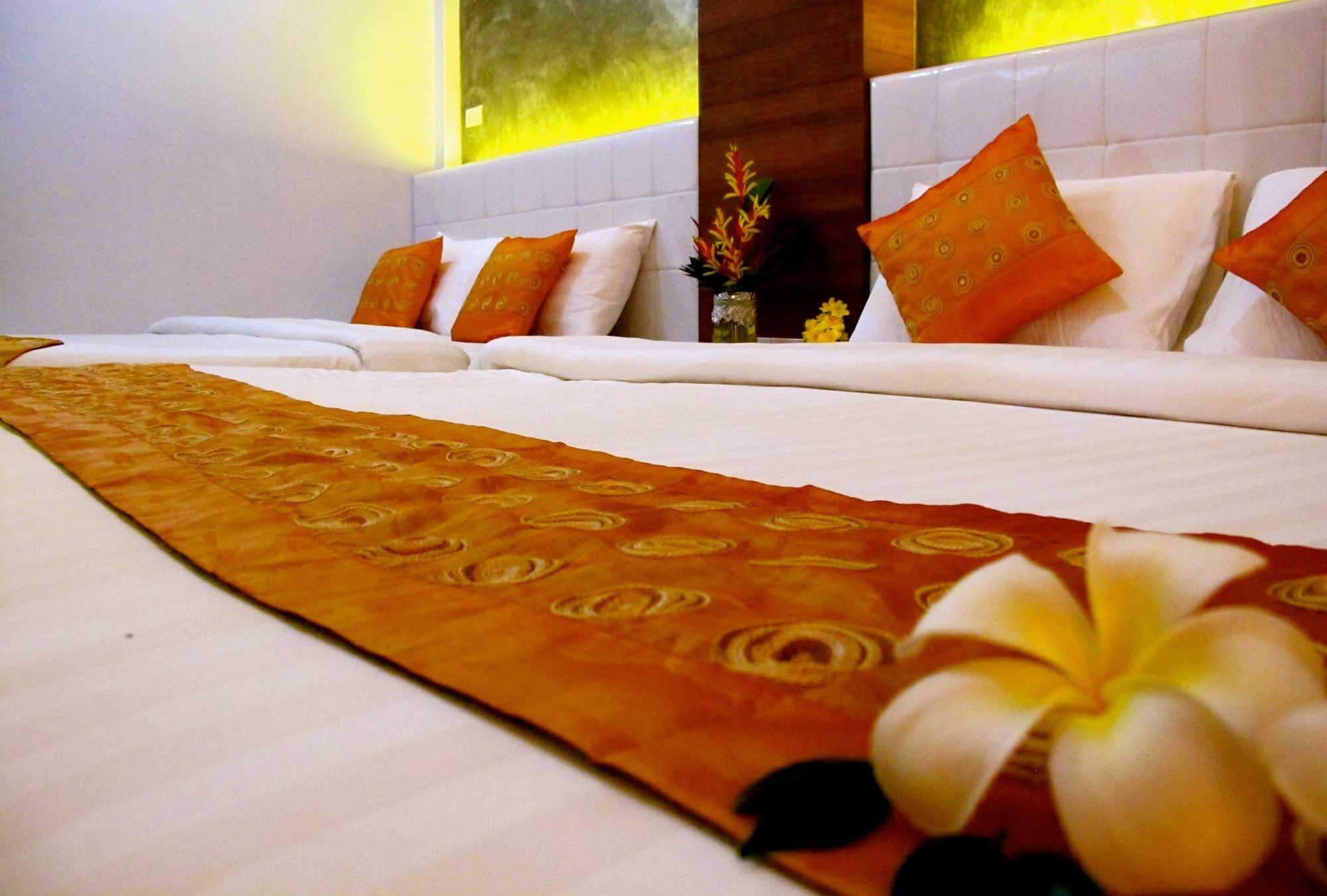 Chawlay Guest house 2*