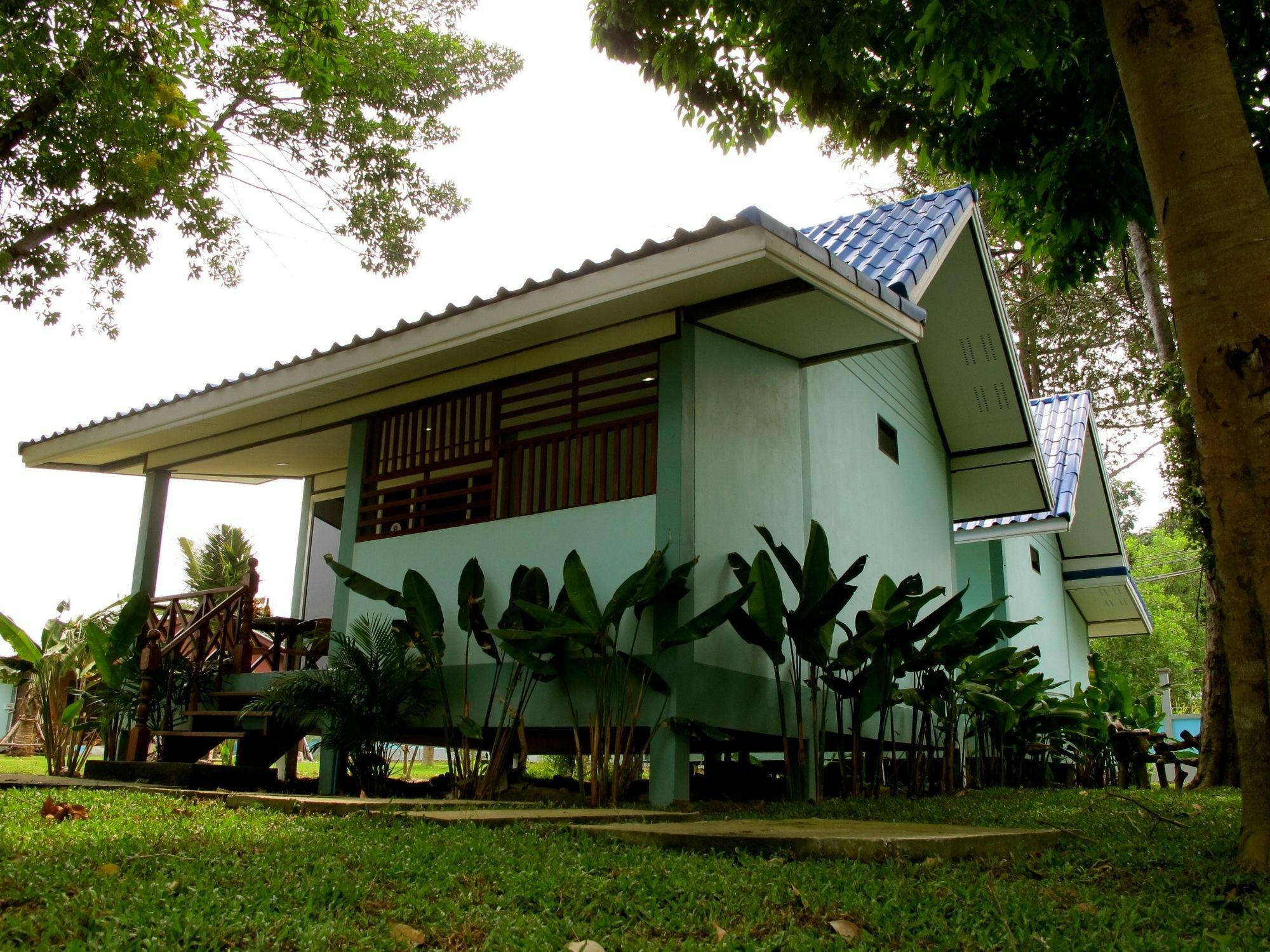 Chawlay Guest house 2*