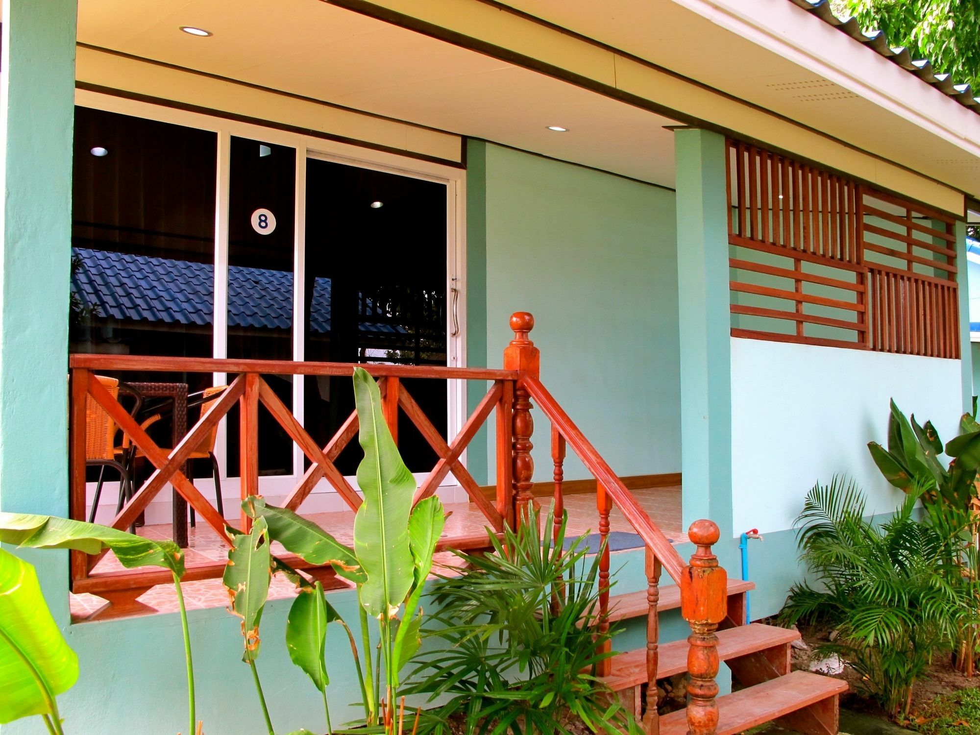 Chawlay Guest house 2*