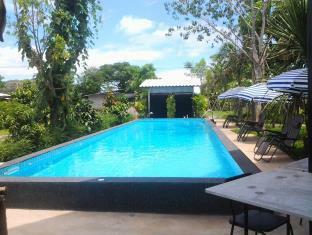 Pran River View Hotel 2*