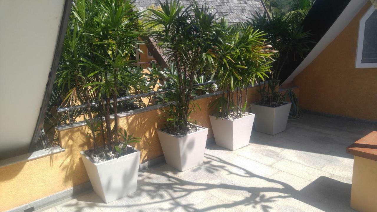 White At Siam Royal View Villa *