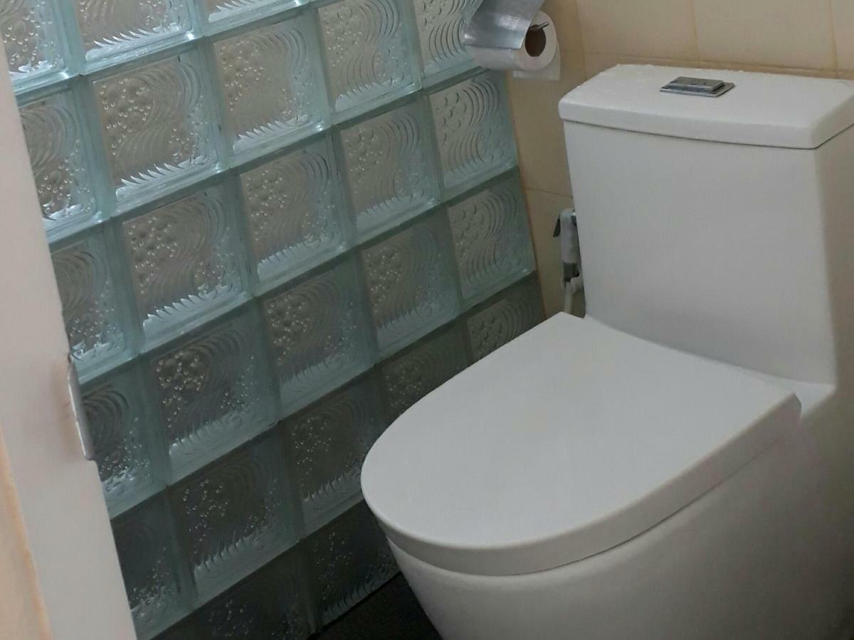 Belinda Guest house Ko Si Chang