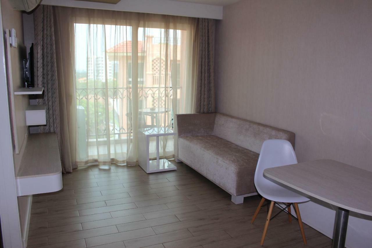 Seven Seas Dream Apartment