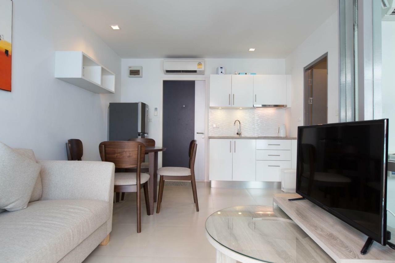 Grand Blue 504 Apartment