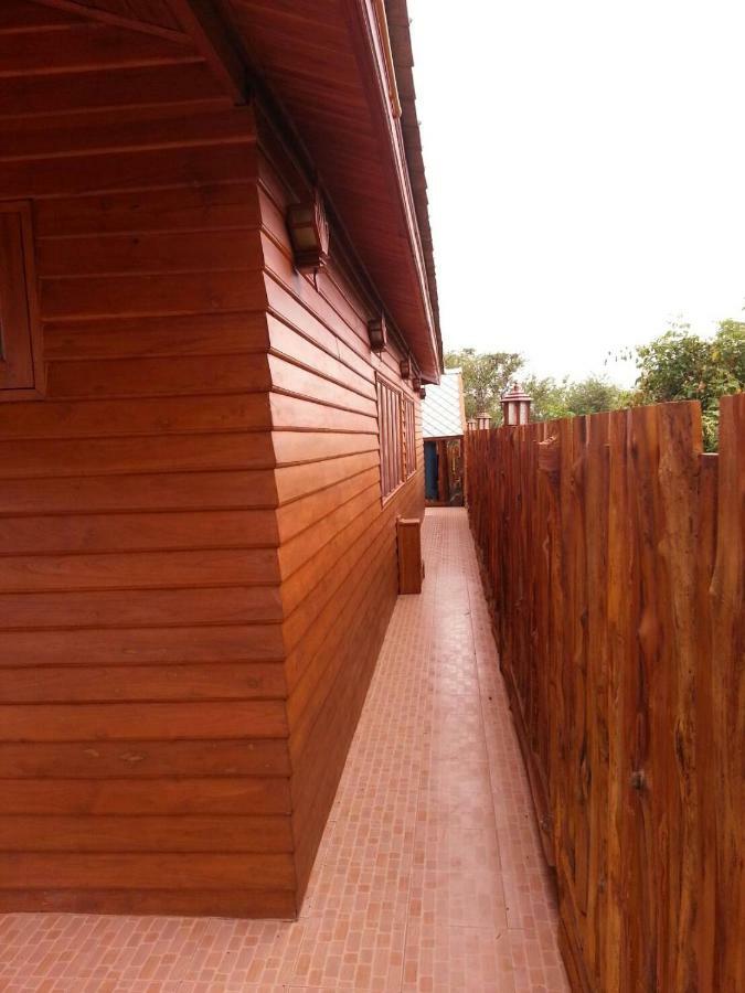 Huanmaisakngam Resort Ban Buak Khang