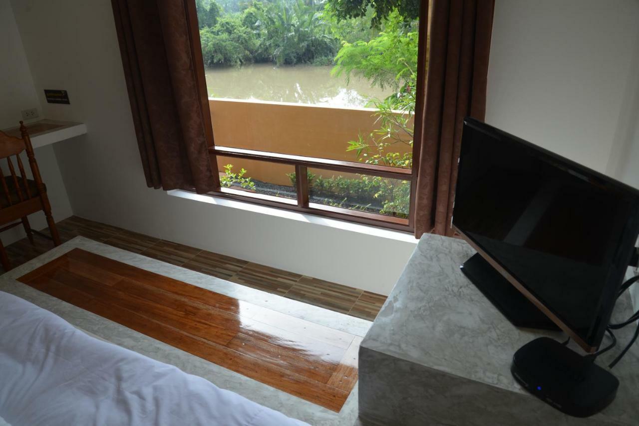 Sucholtee Resort Surat Thani