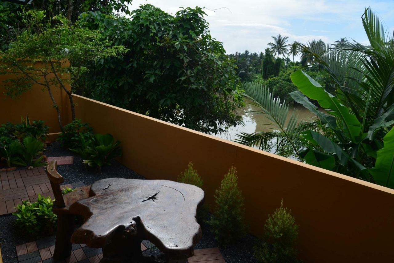 Resort Sucholtee Surat Thani