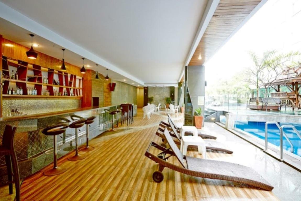 Ease 5* Jomtien Beach