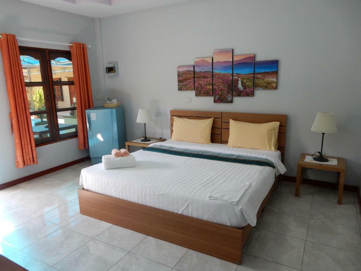 Resort Malee 3*