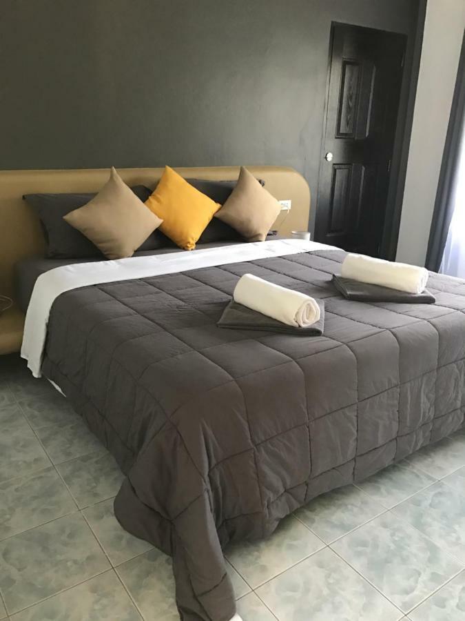 Marilyns Residential 3* Maret