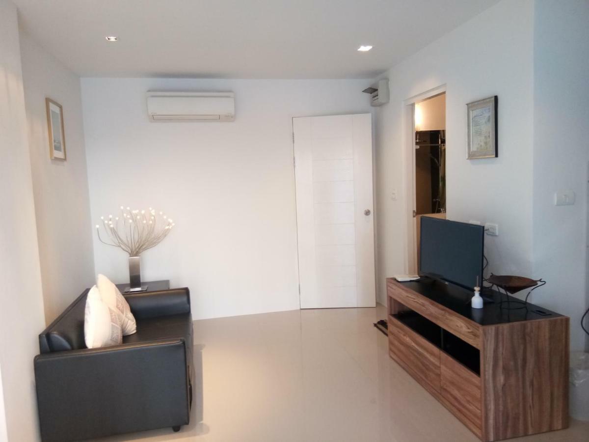 Apartment Mosaic Condominiuma62m By Malai *