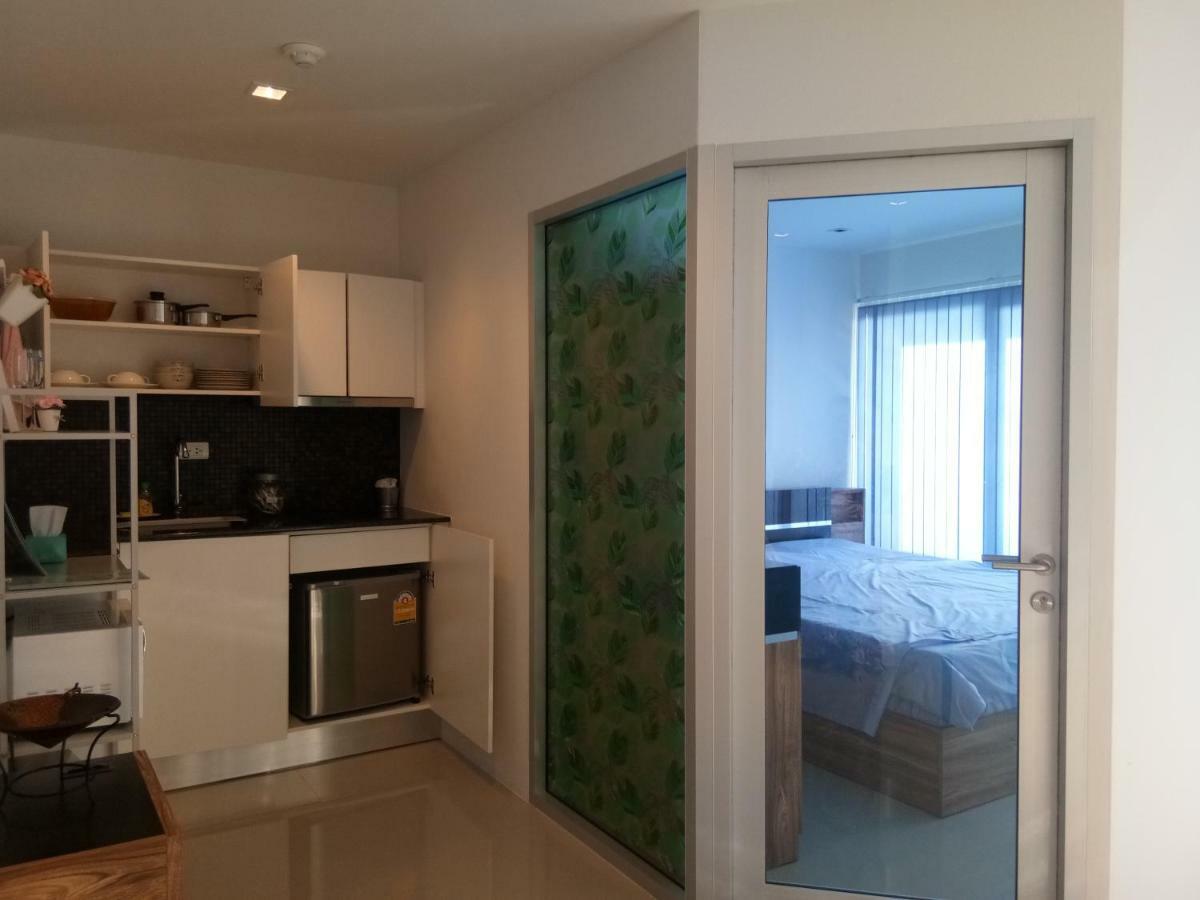 Apartment Mosaic Condominiuma62m By Malai *