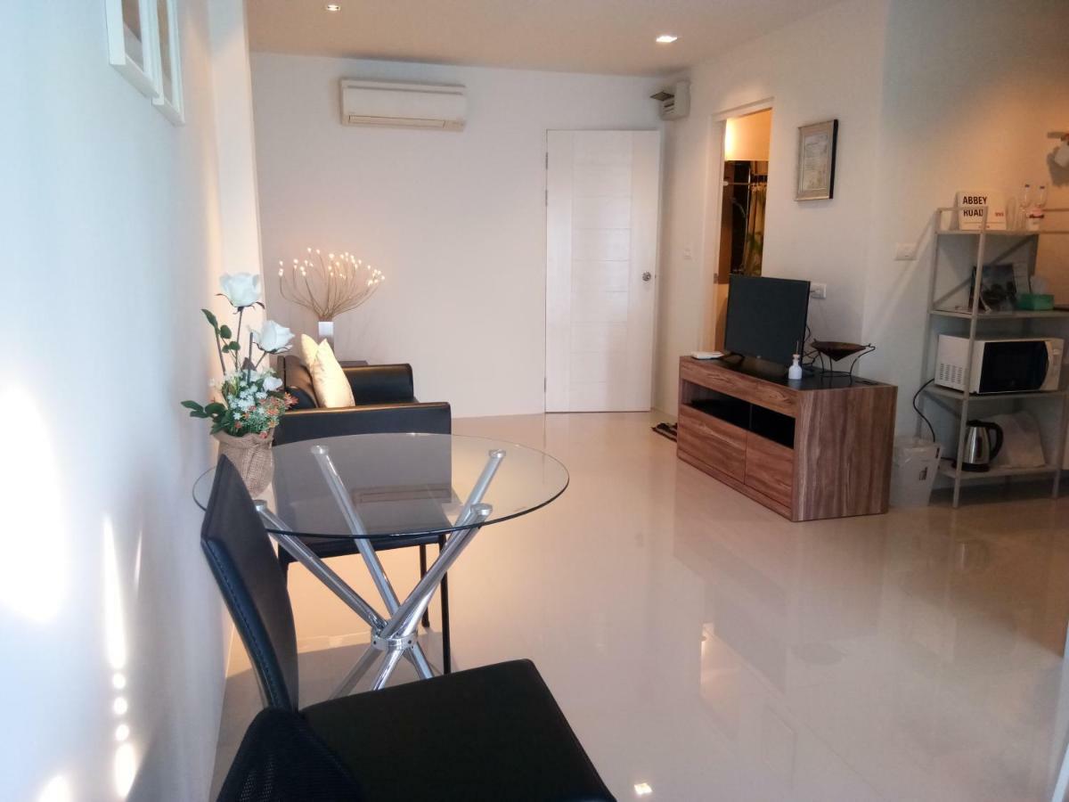 Mosaic Condominiuma62m By Malai *