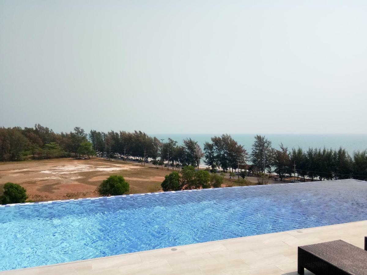 Mosaic Condominiuma62m By Malai