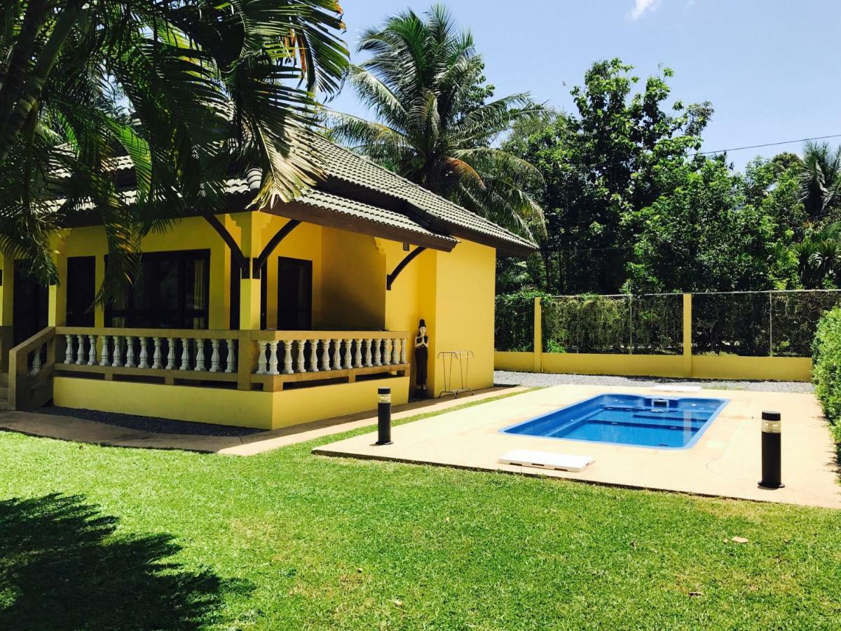Resort Marilyns Residential