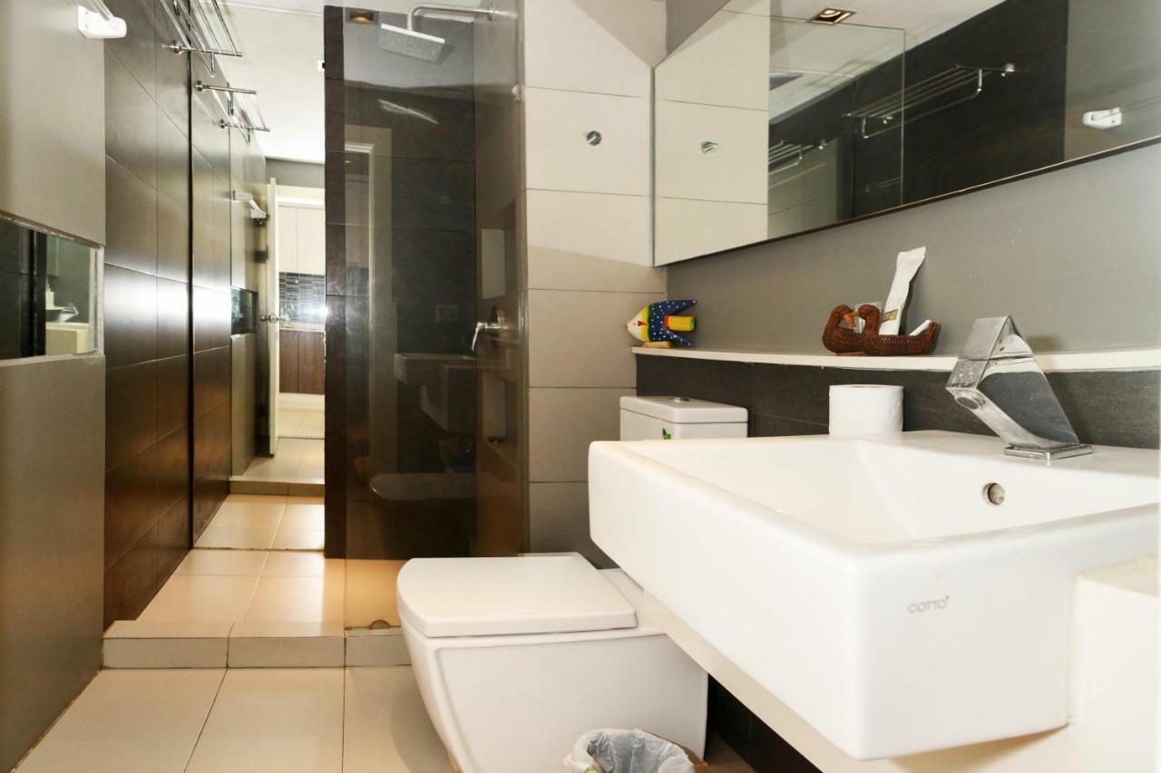 The Gallery Apartment *