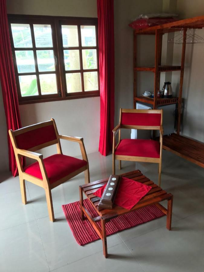 Red Moon Hideaway Resort 4*