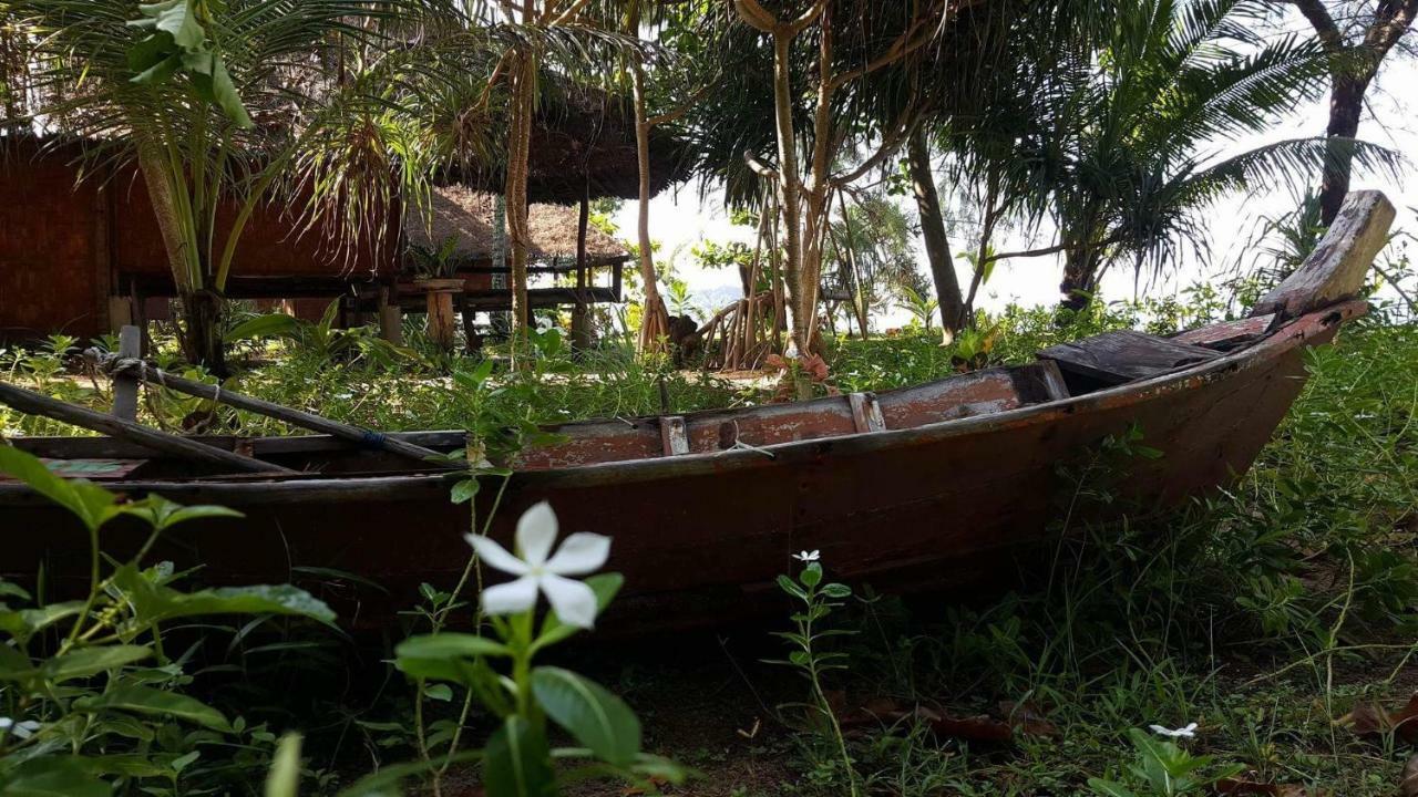 Cocobar&bungalow'kohjum Guest house *