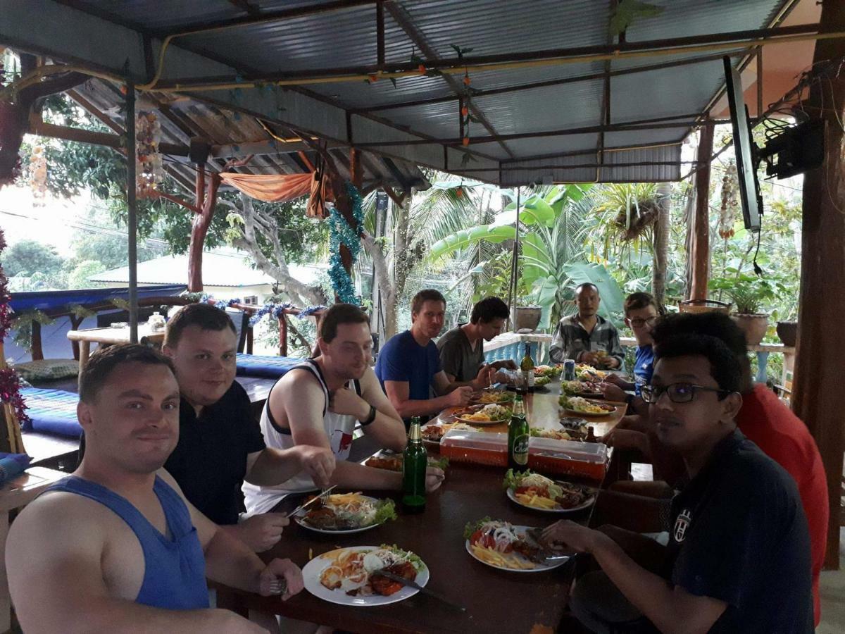 Baan Klong House * Baan Khai