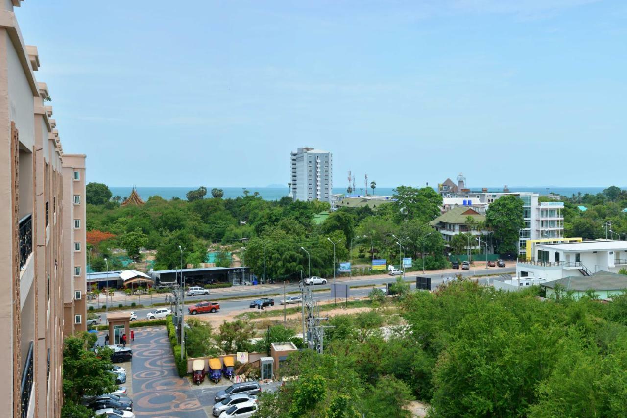 Atlantis Jomtien Apartamento *