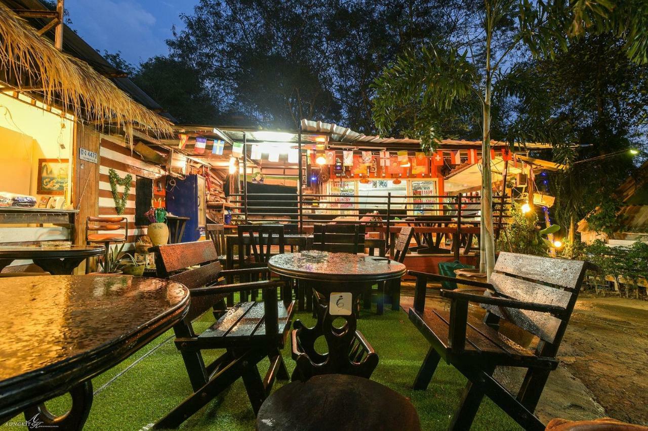 Tuk Tuk Guest house