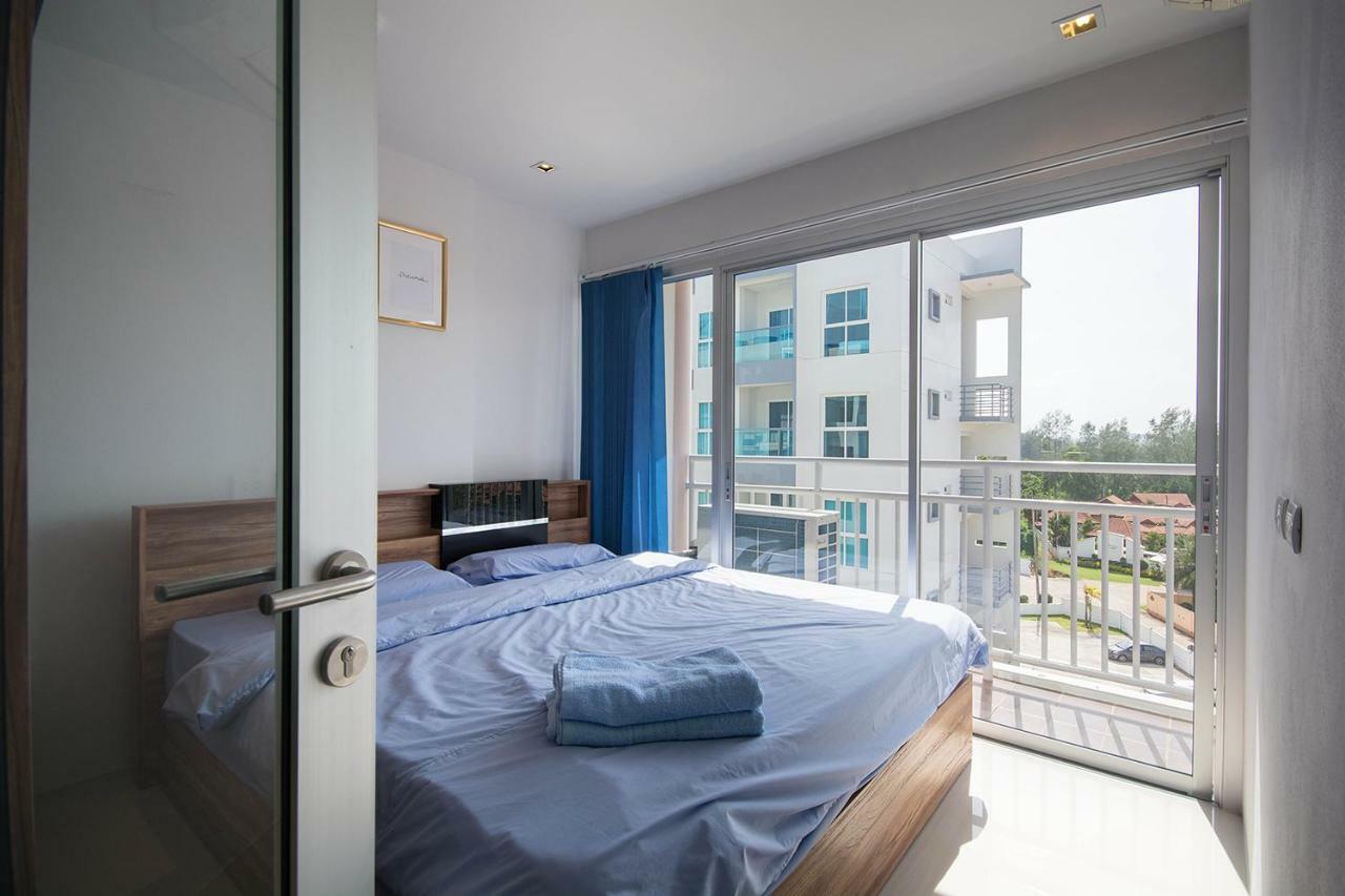 Mosaic Condominiuma62m By Malai Apartment *