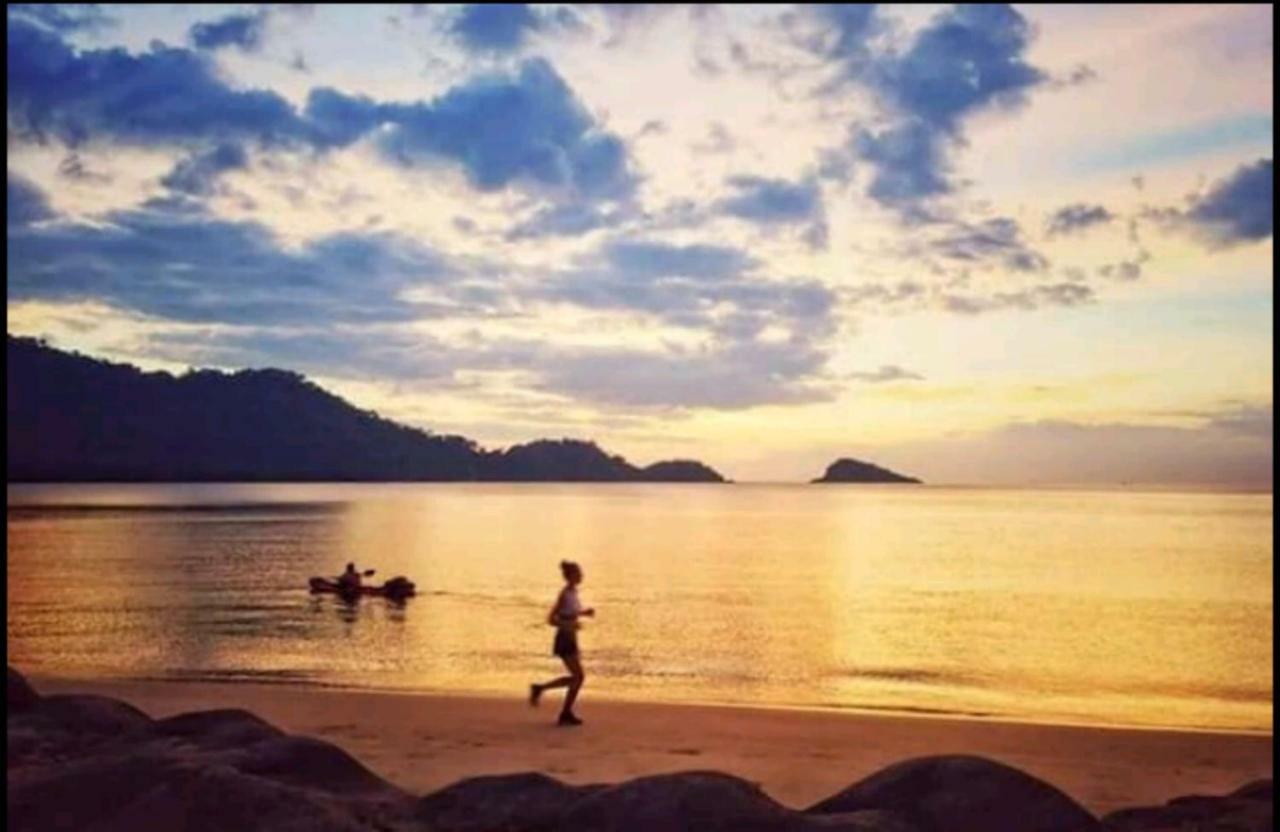 Villa Vitamin Sea