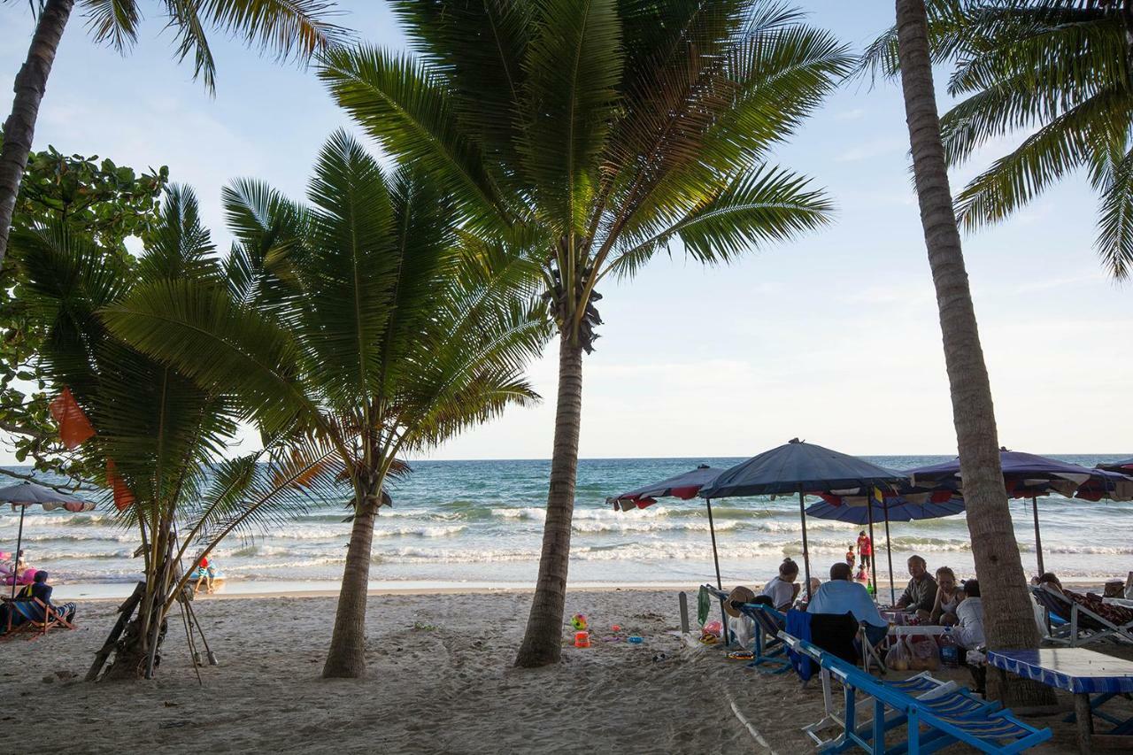 Grandbeach By Malai Apartment Rayong