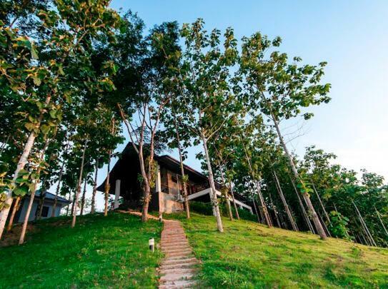 Chiang Klong Riverside