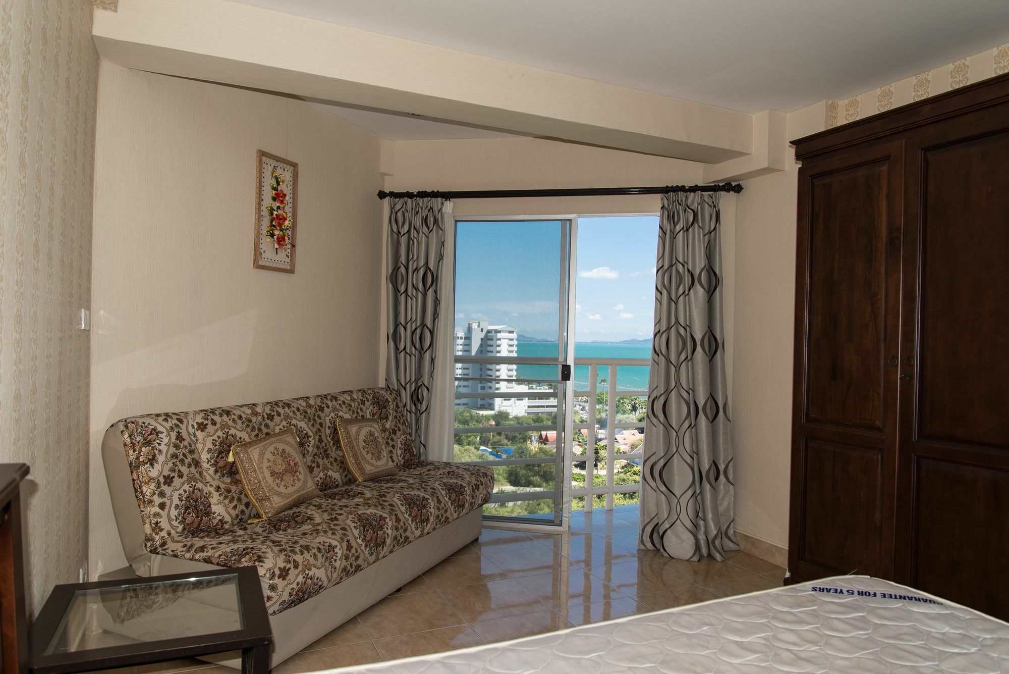 Apartment S2
