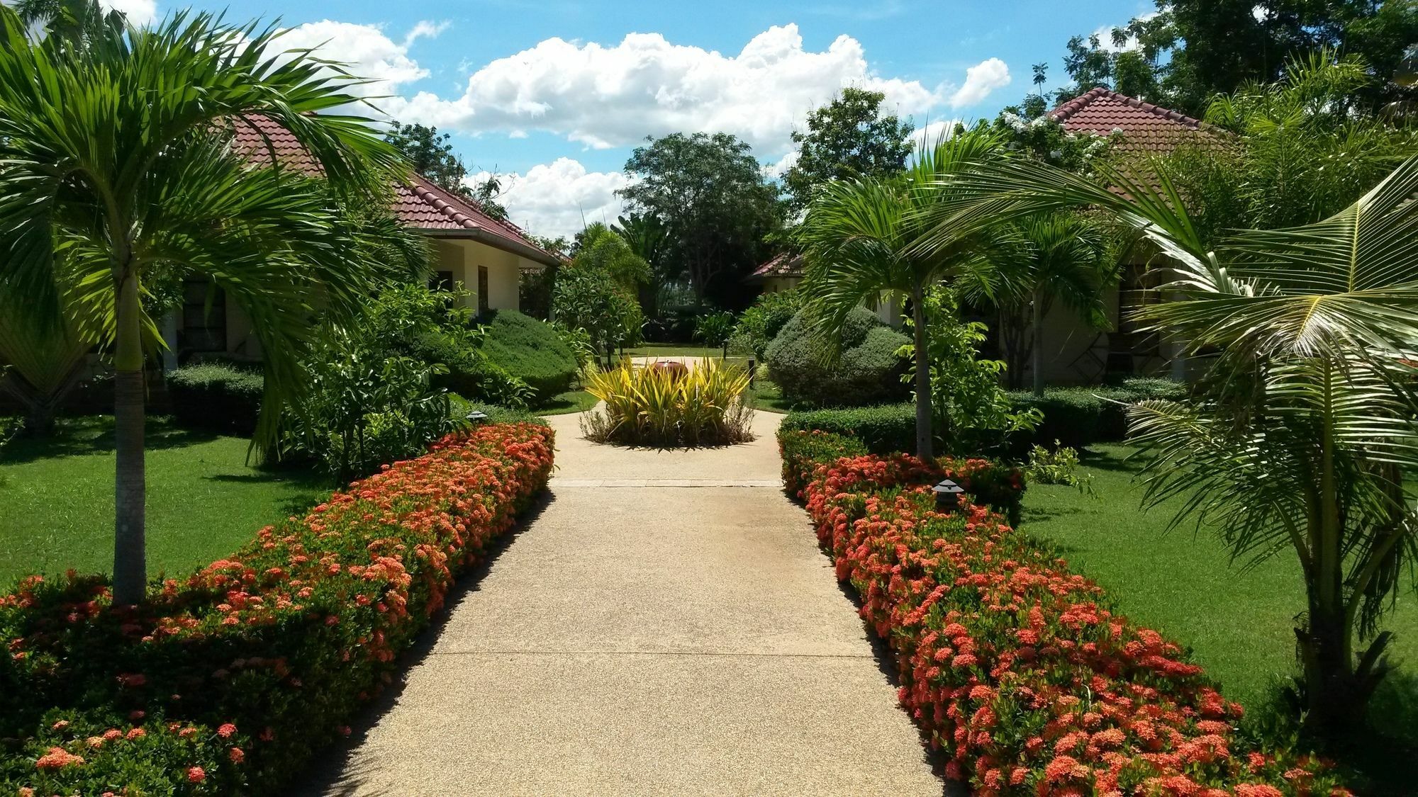 Swiss Orchid Private Resort Cha-Am