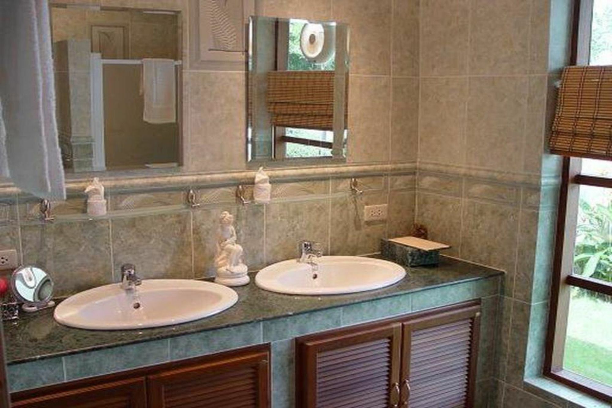 Resort Swiss Orchid Private 3*