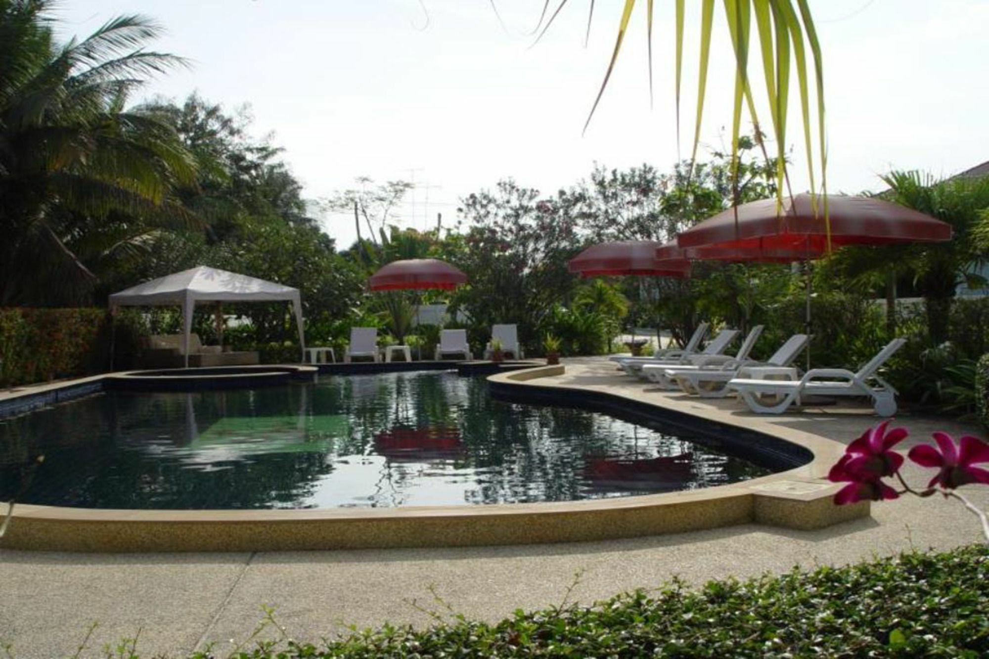 Resort Swiss Orchid Private Cha-Am