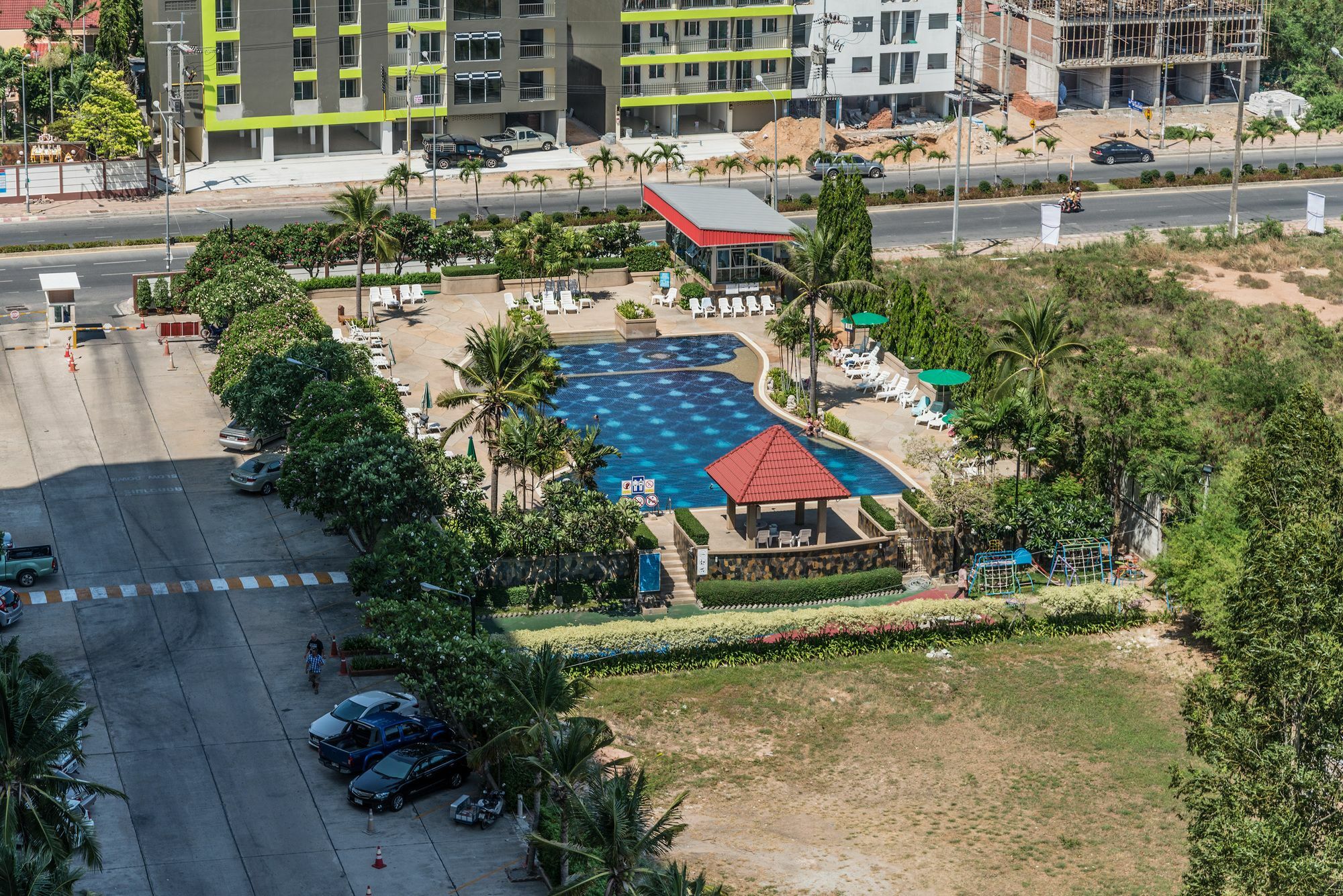 S2 * Jomtien Beach