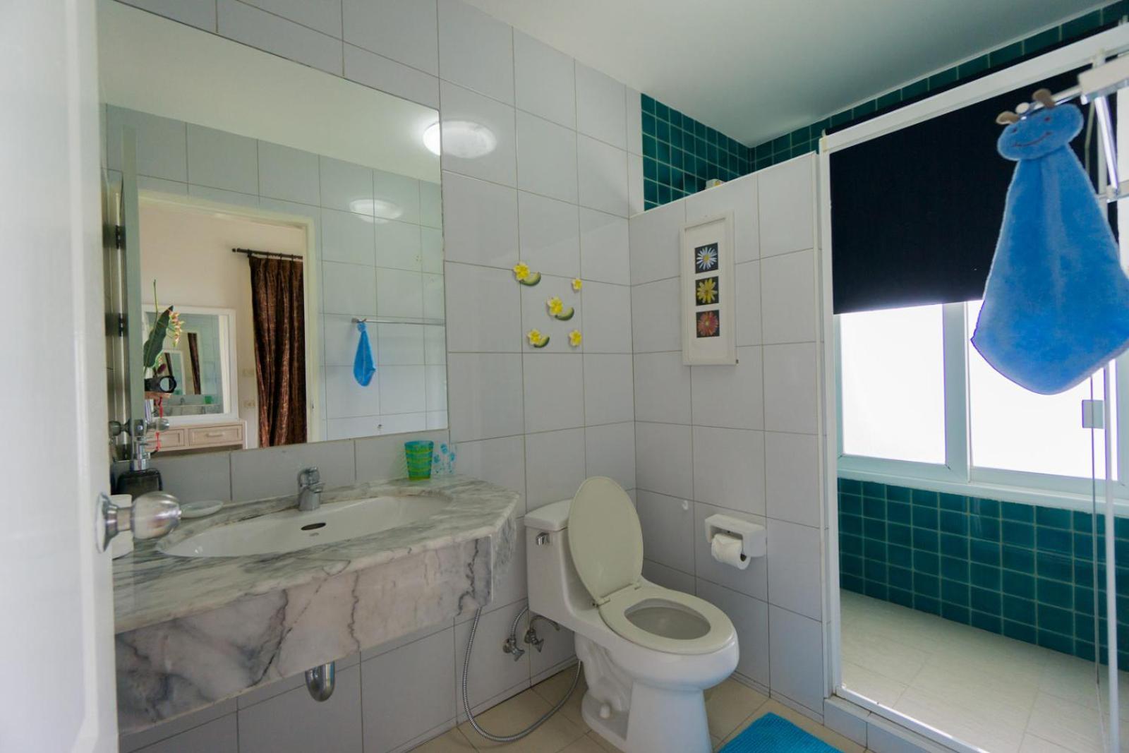 Baan Talay Samran 410
