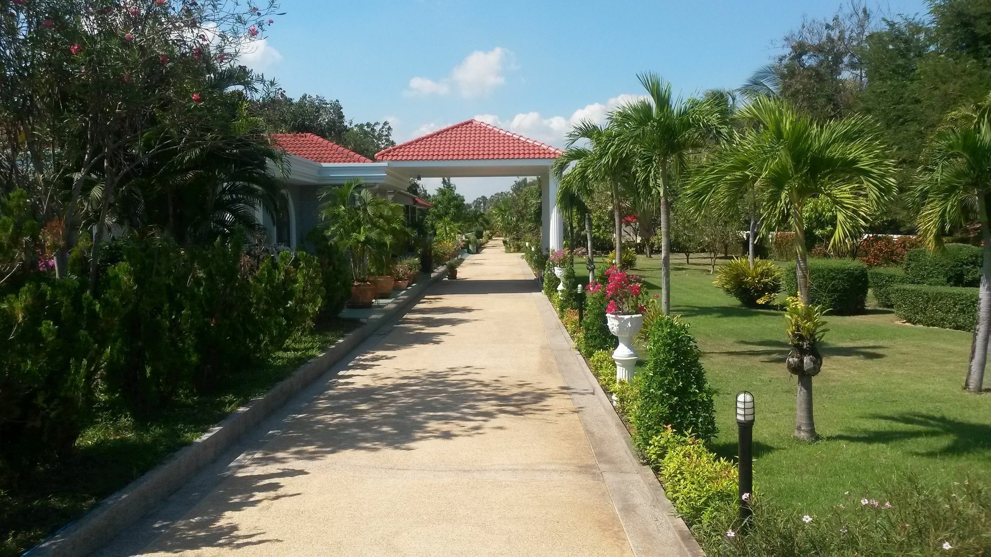 Swiss Orchid Private Resort 3*
