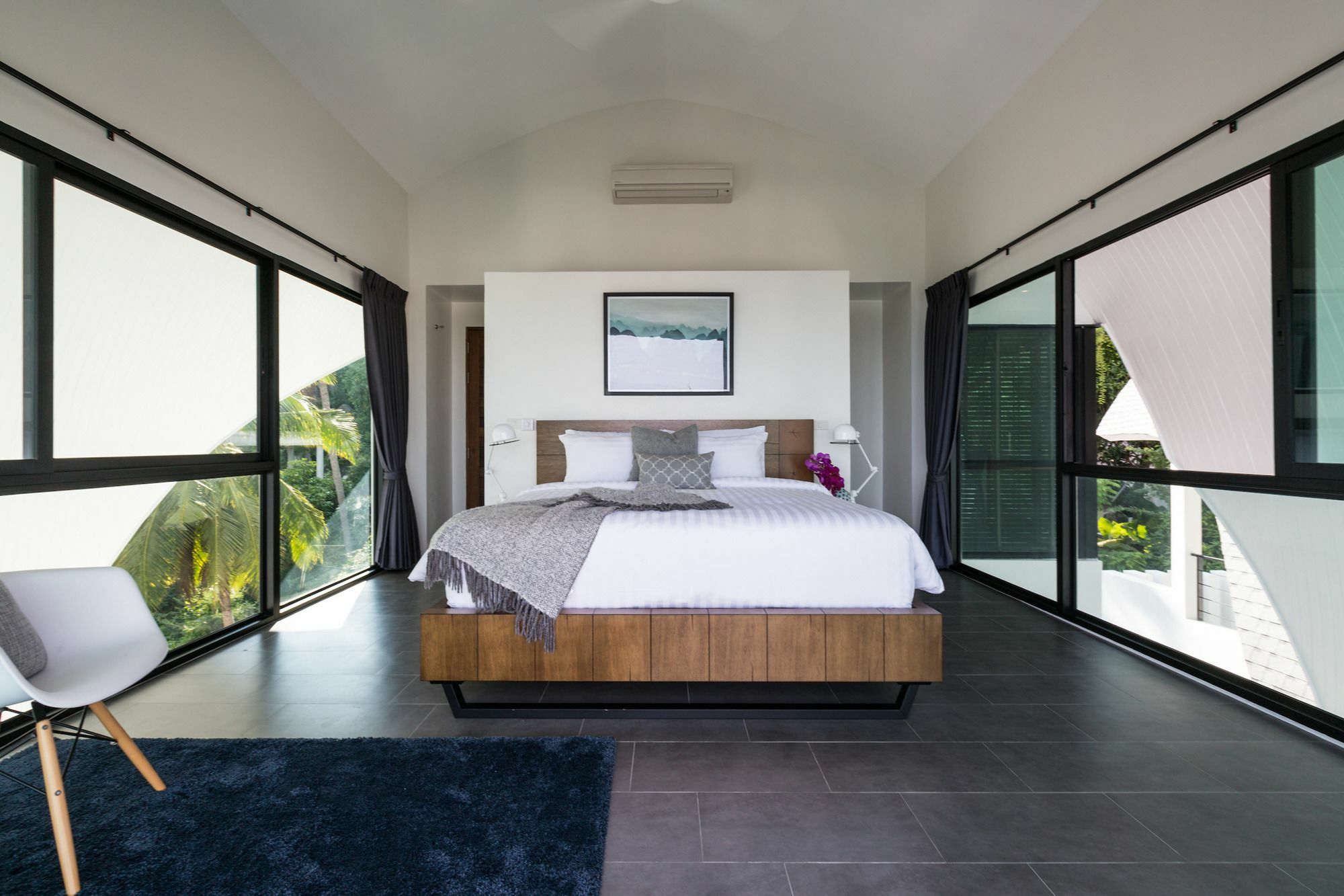 Shadow Villa