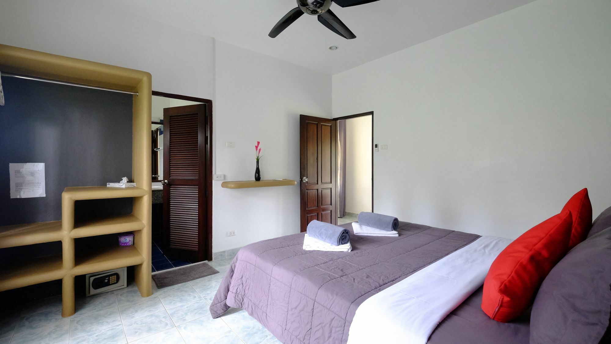 Resort Marilyns Residential