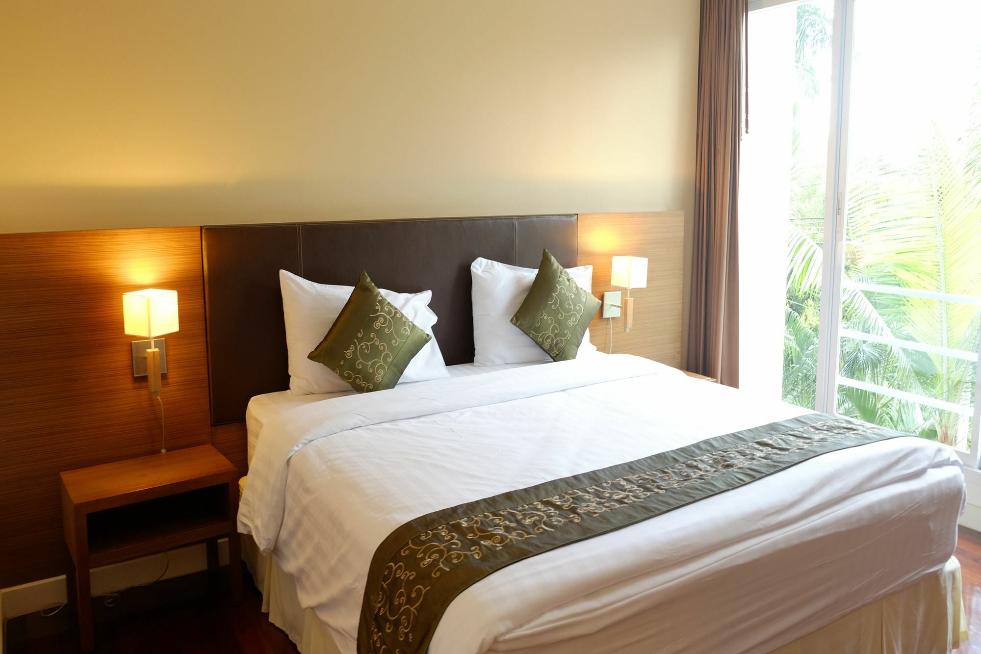 Grand Garden & Hotel 4*